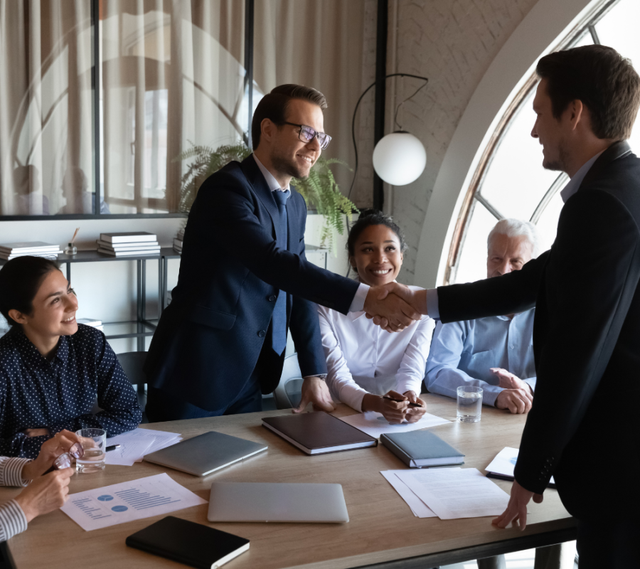 Seamless Integration with HR Ops Seamless Integration with HR Ops